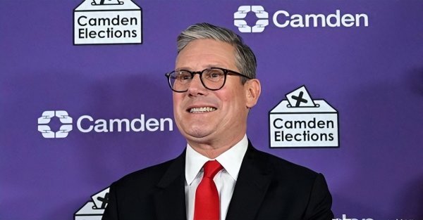 拉伯配资 英国首相放出狠话: 以色列再不收手, 我们就承认巴勒斯坦!